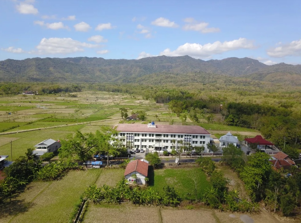 Melestarikan kekayaan geologi Indonesia di Bayat