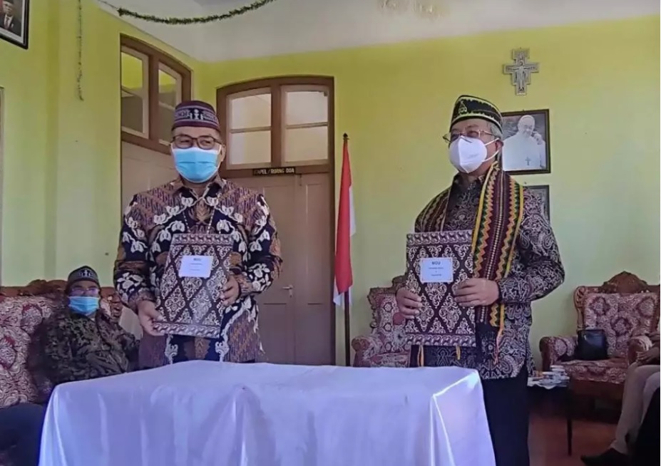 Kementerian ESDM-Gereja Katolik Ruteng kerja sama selesaikan isu sosial dalam eksplorasi panas bumi Wae Sano