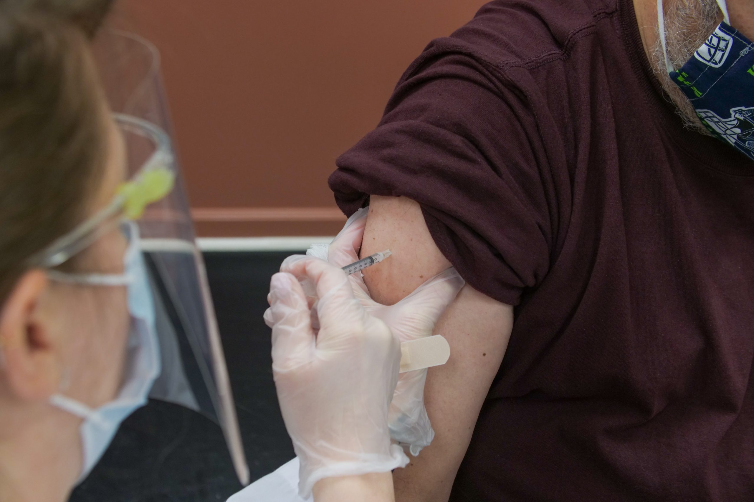 COVID-19 – Indonesia to start vaccination for public workers on Feb. 17