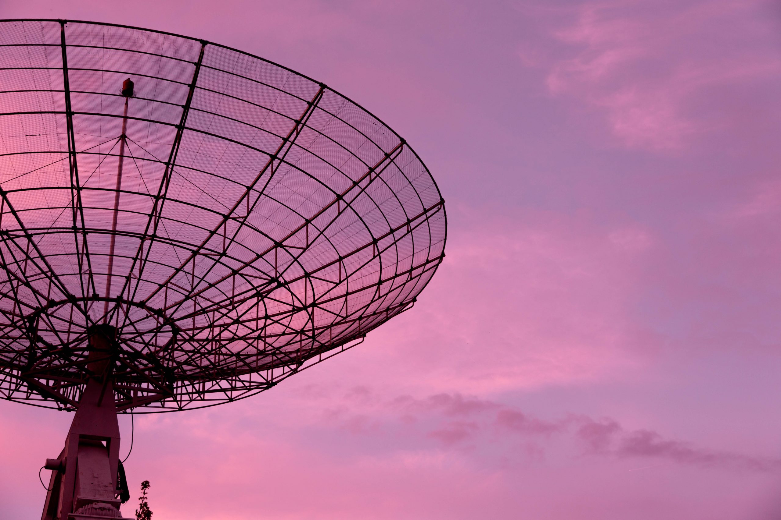 Proyek pembangunan satelit multifungsi SATRIA-1 capai 33 persen