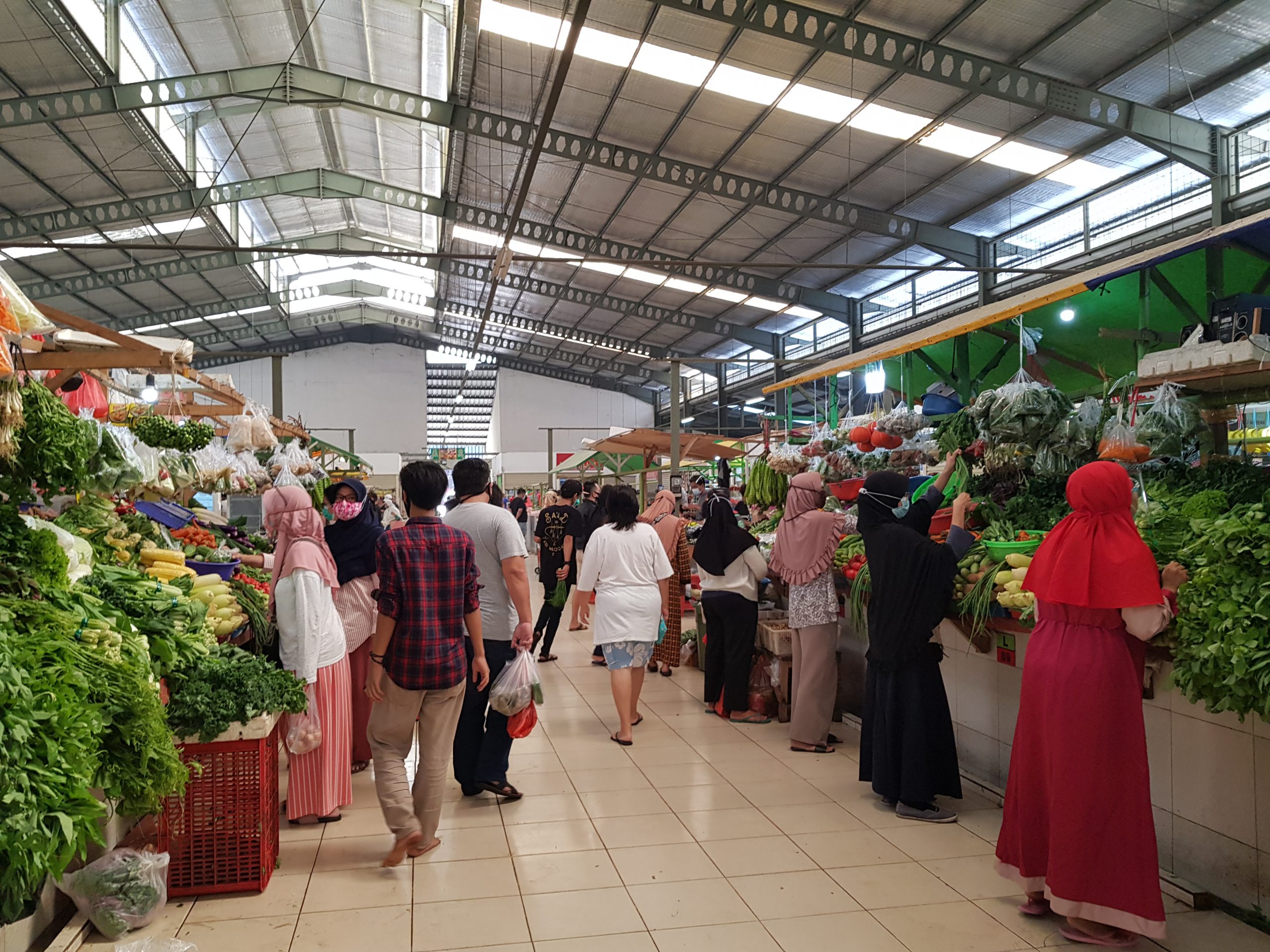Keyakinan konsumen meningkat jadi 113,4 di Oktober seiring membaiknya mobilitas