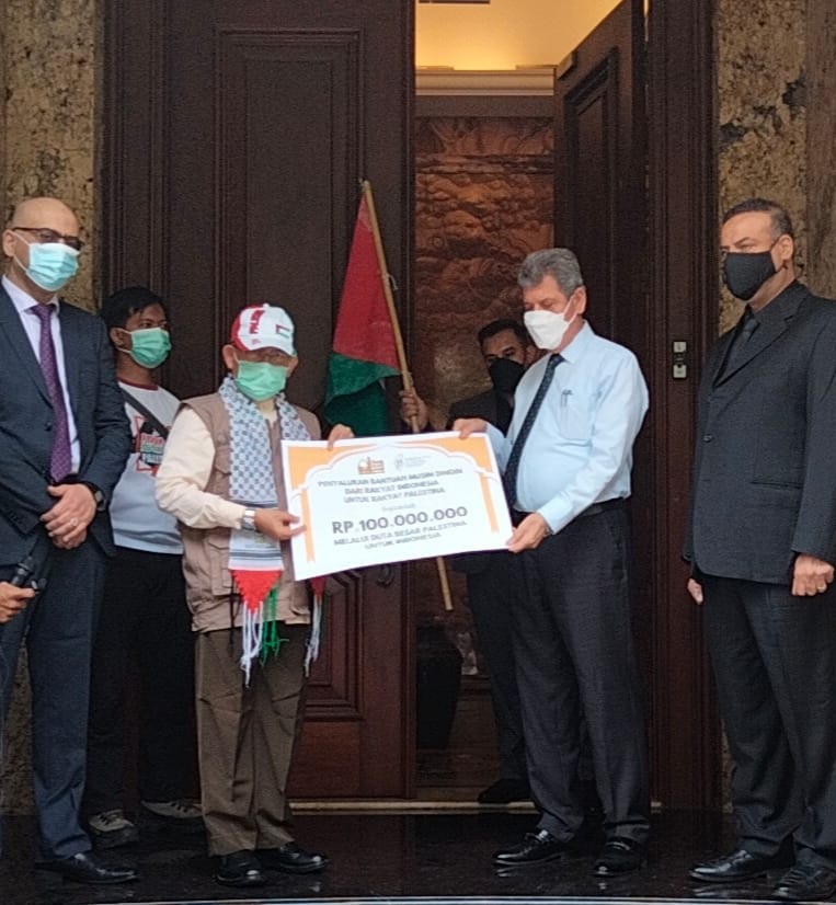 Masyarakat Indonesia salurkan donasi musim dingin pada pekan solidaritas Palestina