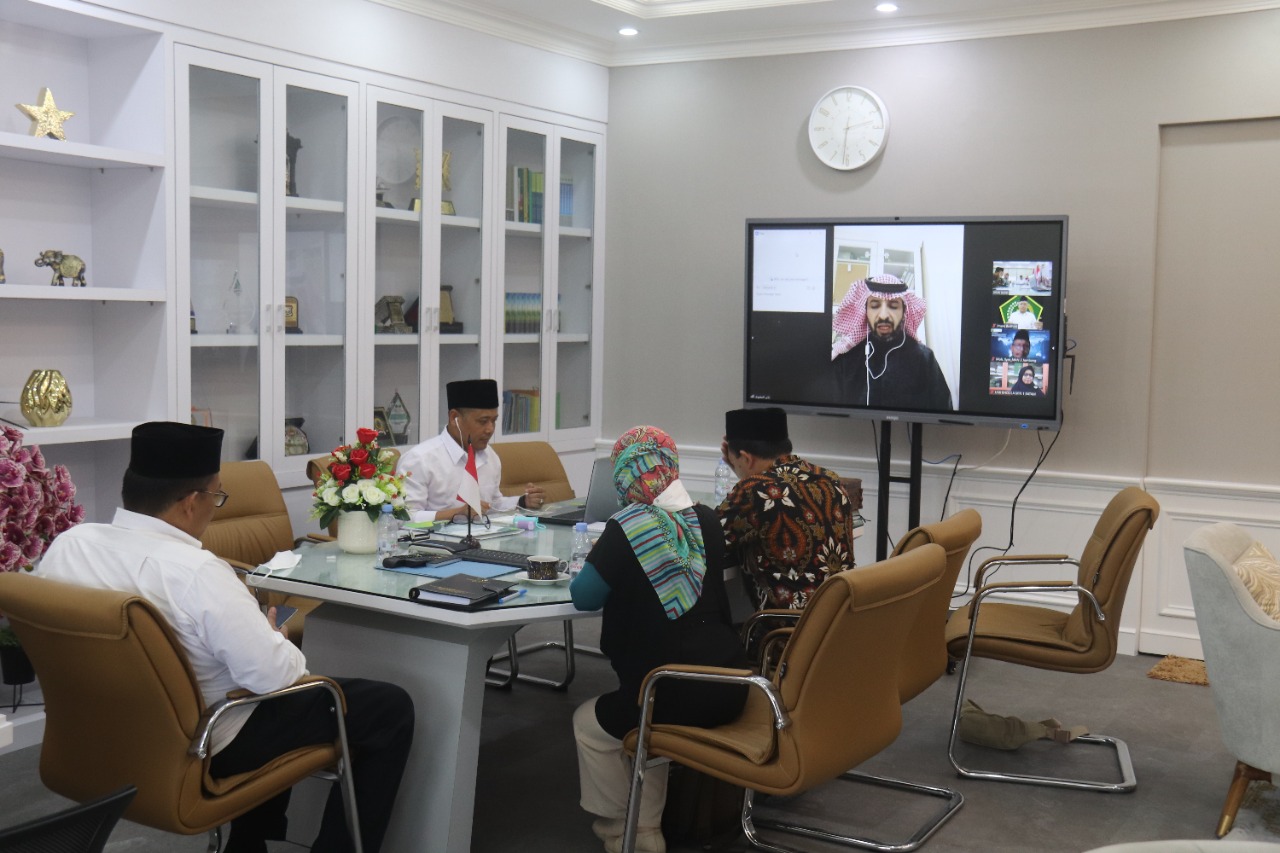Indonesia’s religious ministry, Al-Sharq institution develop multimedia Arabic learning program