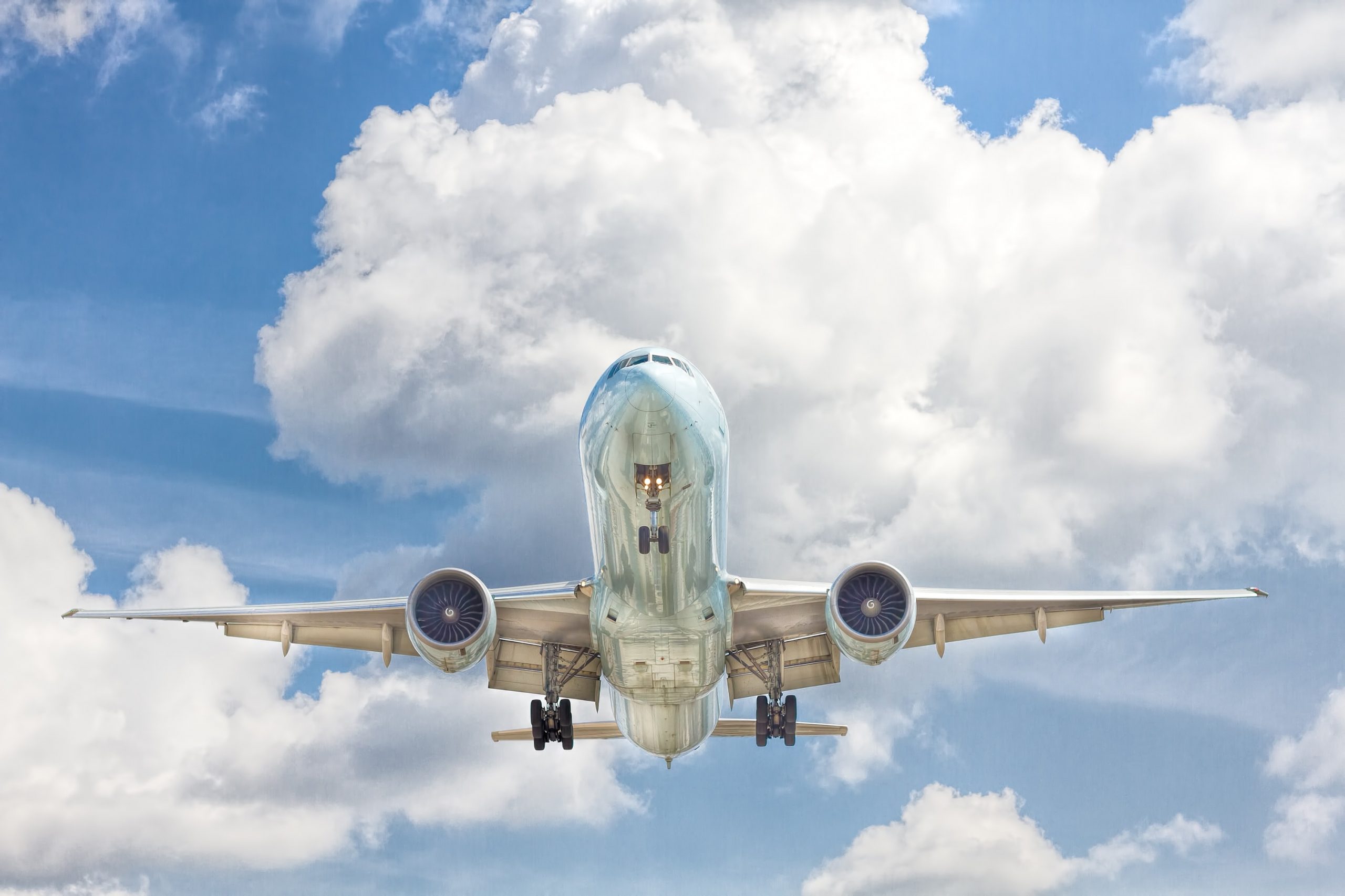 China Eastern Airlines kandangkan 223 pesawat Boeing 737-800