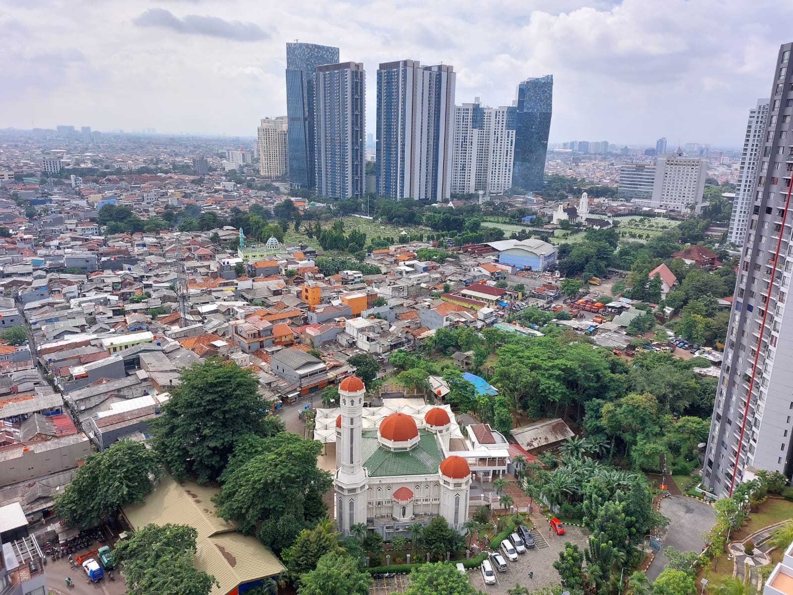 Bank Dunia turunkan proyeksi ekonomi Indonesia jadi 5,1 persen