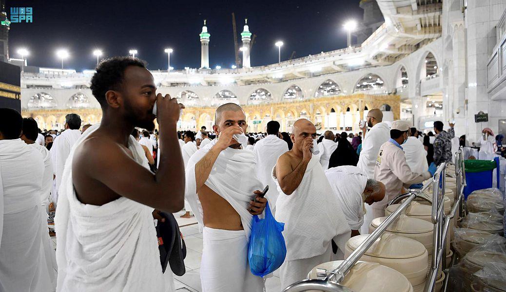 8 mln liters of Zamzam distributed at Makkah’s Grand Mosque during first 10 days of Ramadan