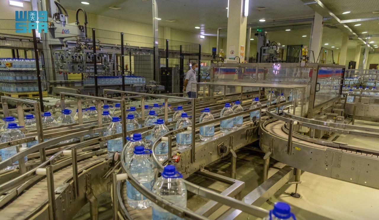 Arab Saudi produksi 200.000 botol Zamzam per hari