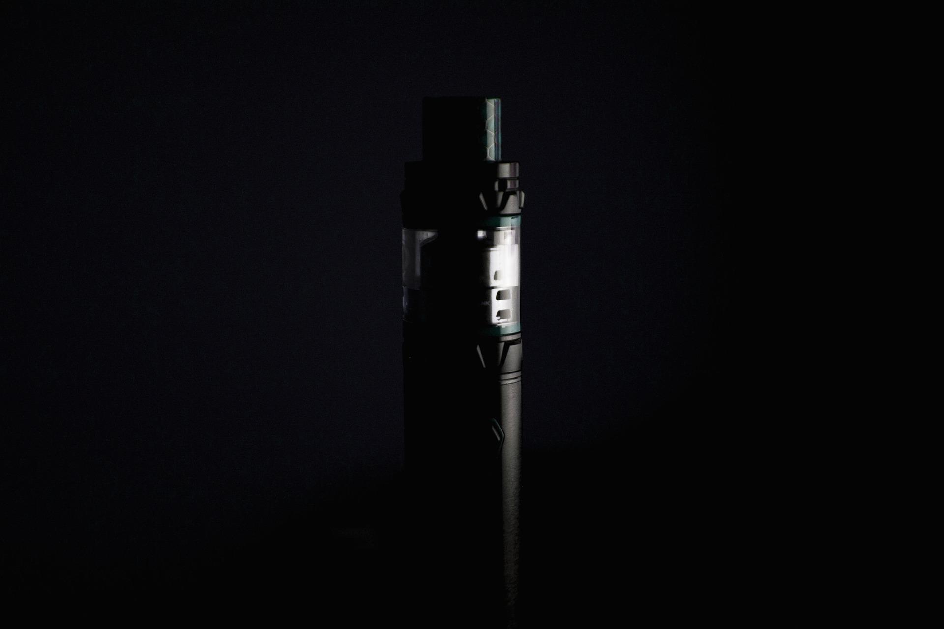 as larang rokok elektrik juul