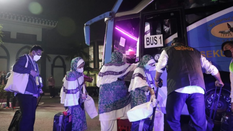 Haji1443 – Jamaah haji Indonesia berangkat ke Tanah Suci mulai 4 Juni