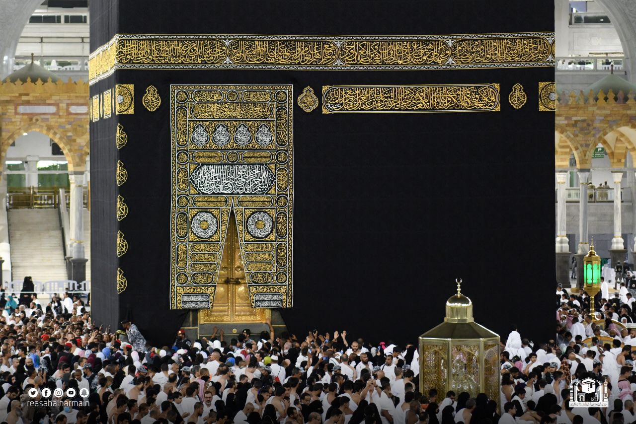 Saudi Arabia removes barriers around Kaaba after two years as umrah season begins