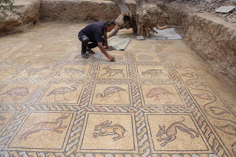 Lantai mosaik era Bizantium