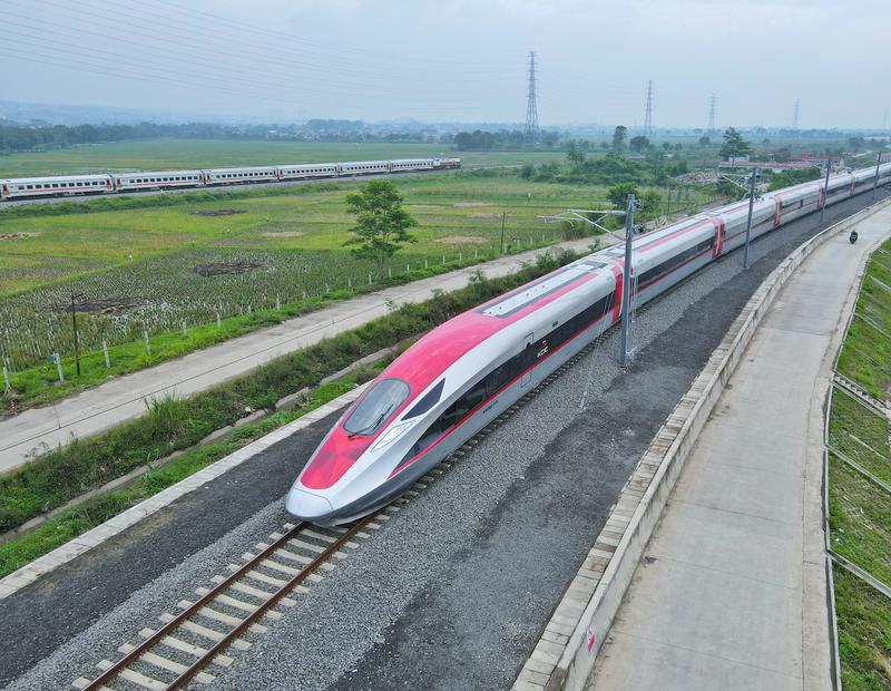 Jalur kereta cepat