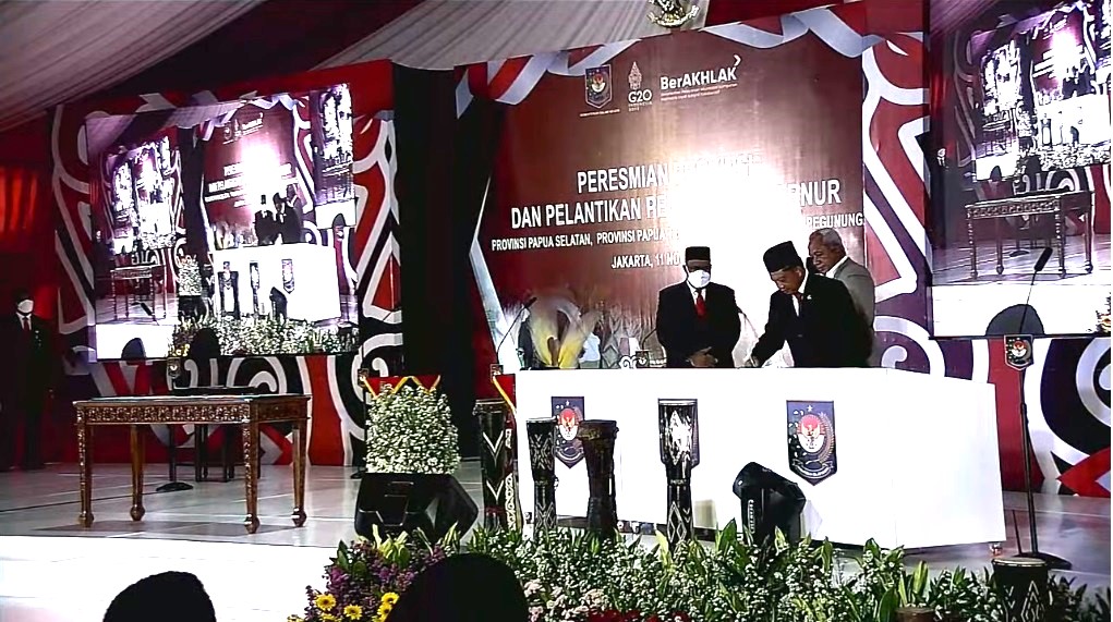 tiga daerah otonom baru