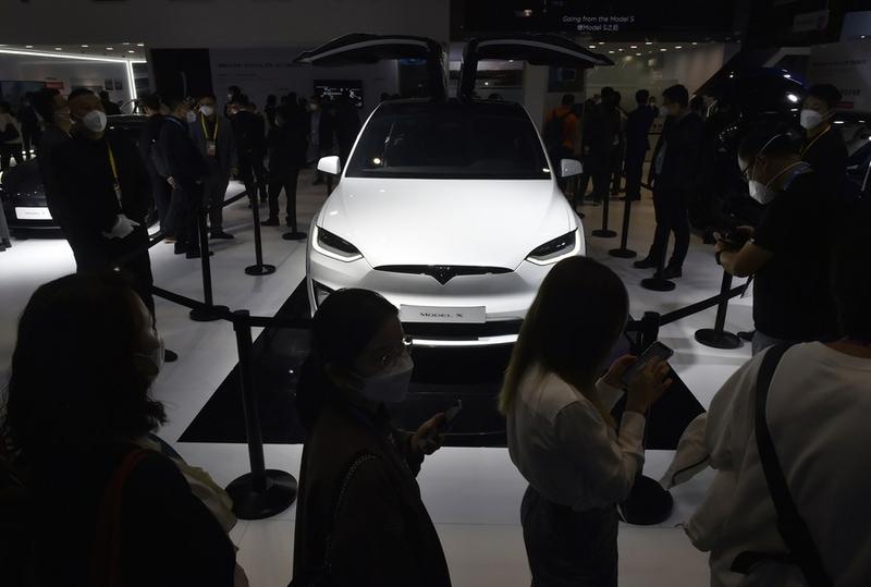 Model S Plaid