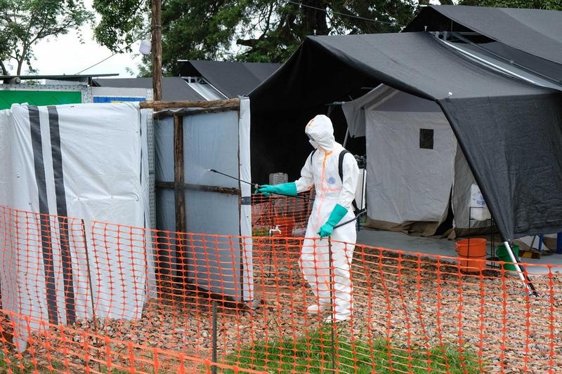 Uganda cabut lockdown Ebola