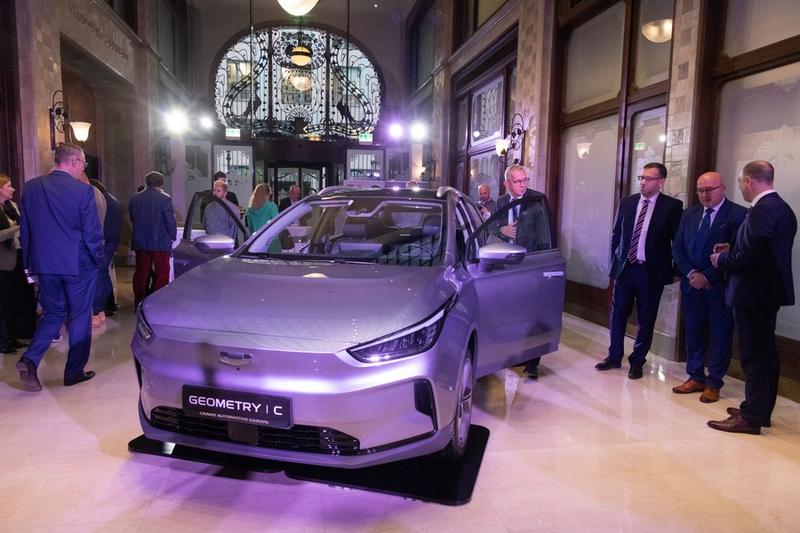 Mobil listrik buatan China