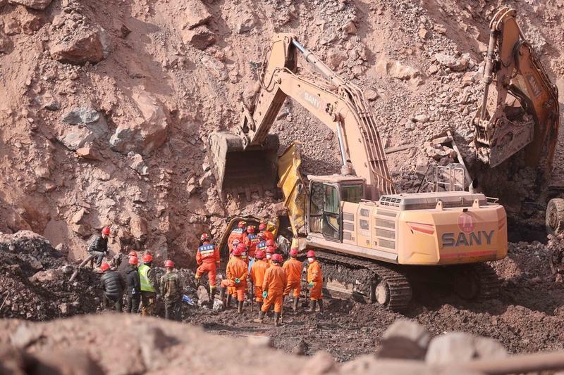 Runtuhnya tambang batu bara