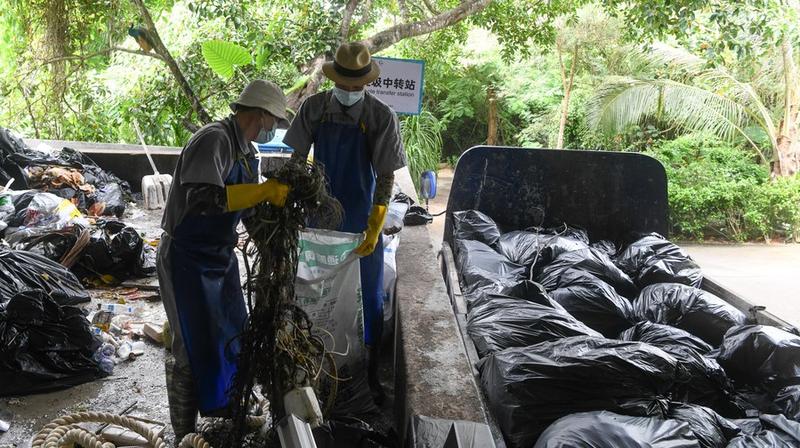 Teknologi penghilang bau sampah