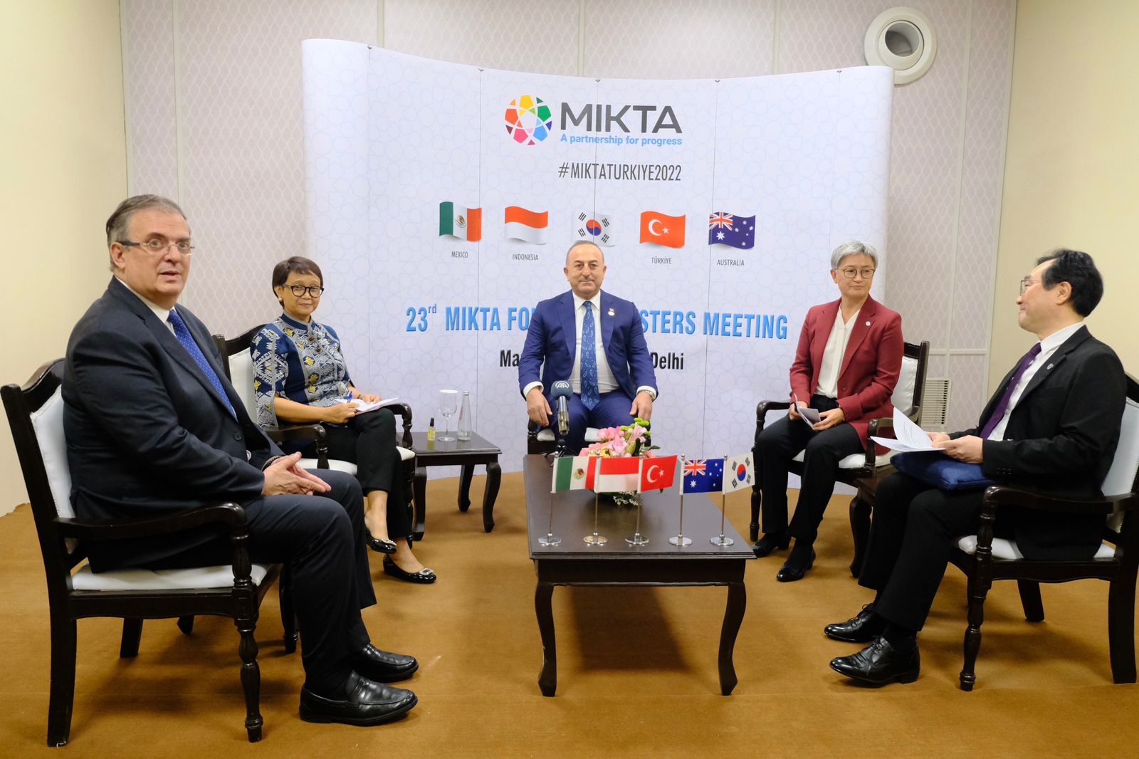 keketuaan MIKTA