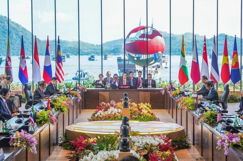 Sentralitas ASEAN