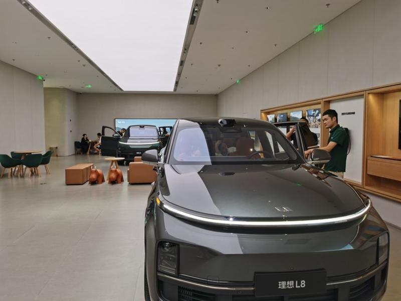 New energy vehicle