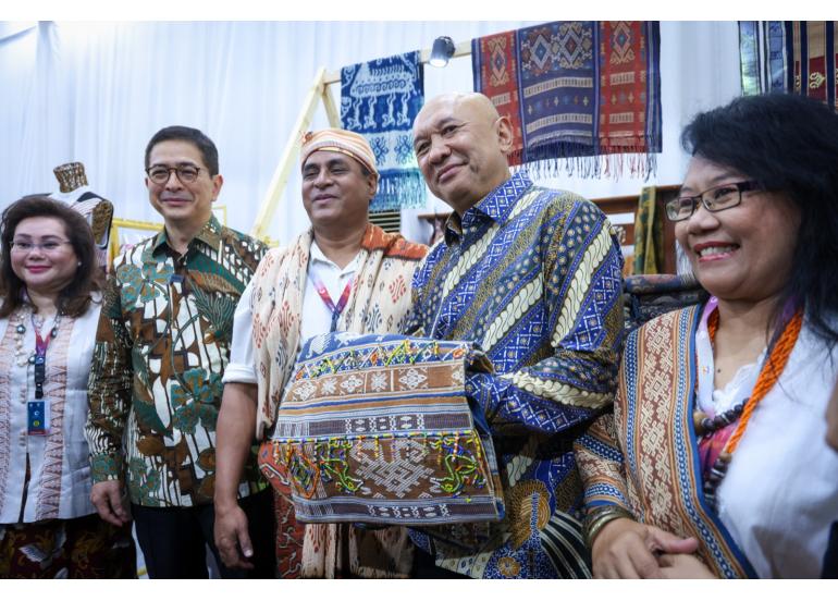ASEAN Weekend Market