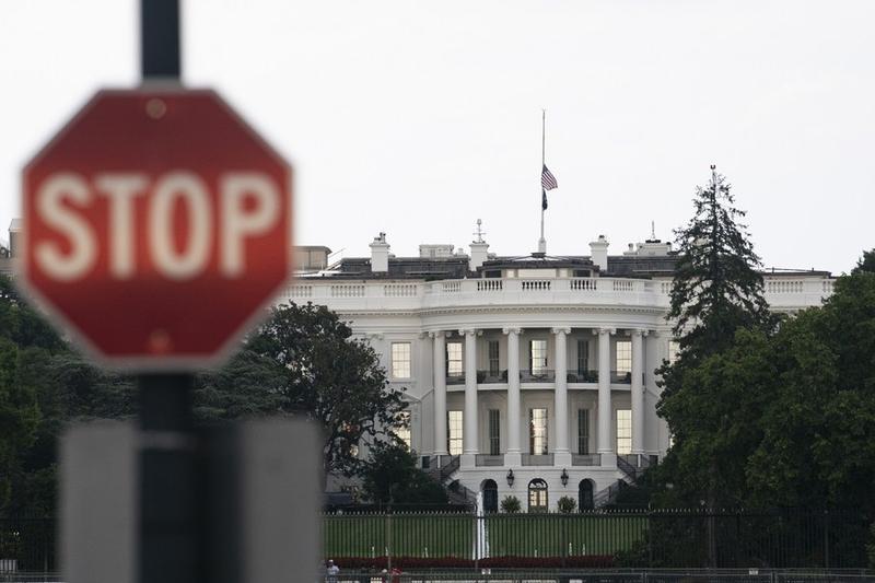 Amerika Serikat menjatuhkan sanksi