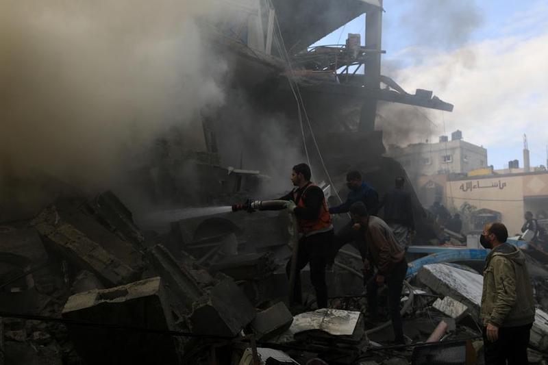 Pengeboman di Jalur Gaza