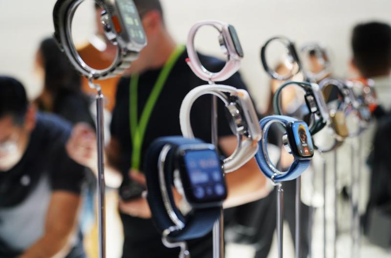 Jam tangan Apple dengan