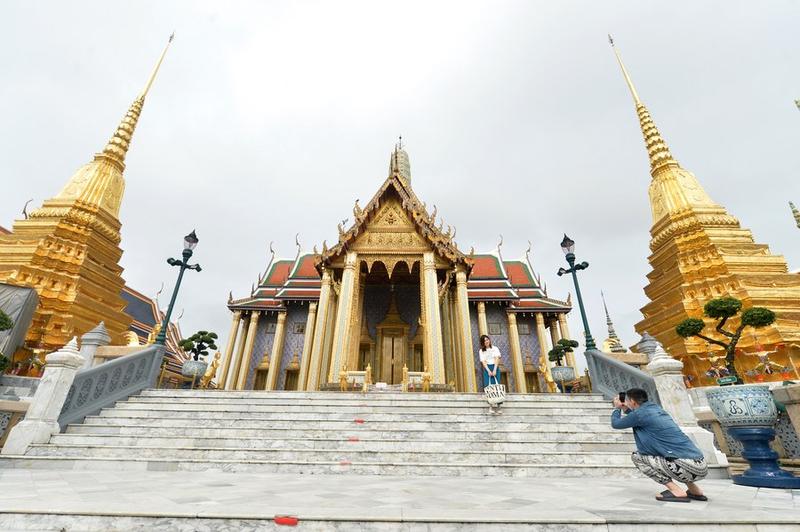Thaksin Shinawatra mengakhiri pengasingannya