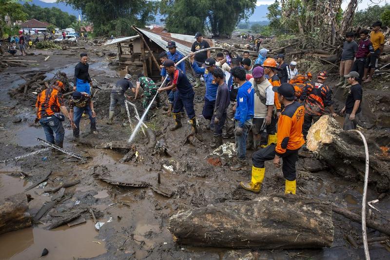 Death toll of Indonesia's lava floods
