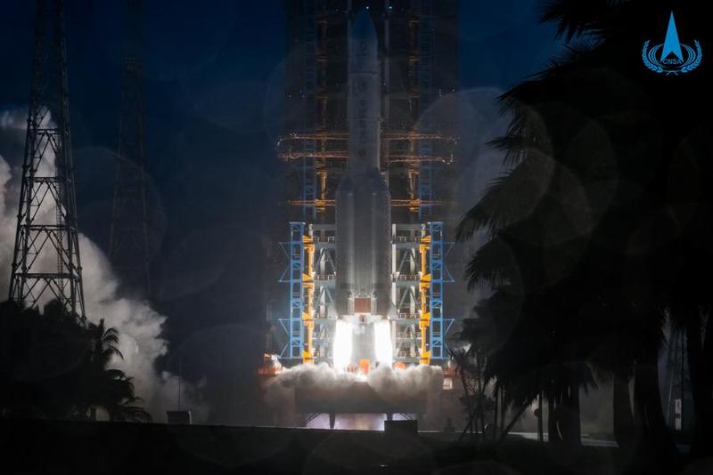 Wahana penjelajah Bulan Chang'e-6