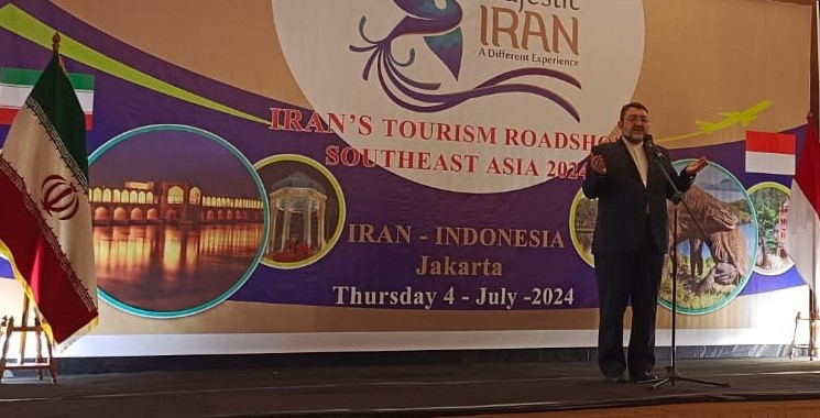 A policy on fee visas for Indonesian