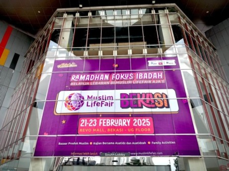 Muslim LifeFair Revo Mall