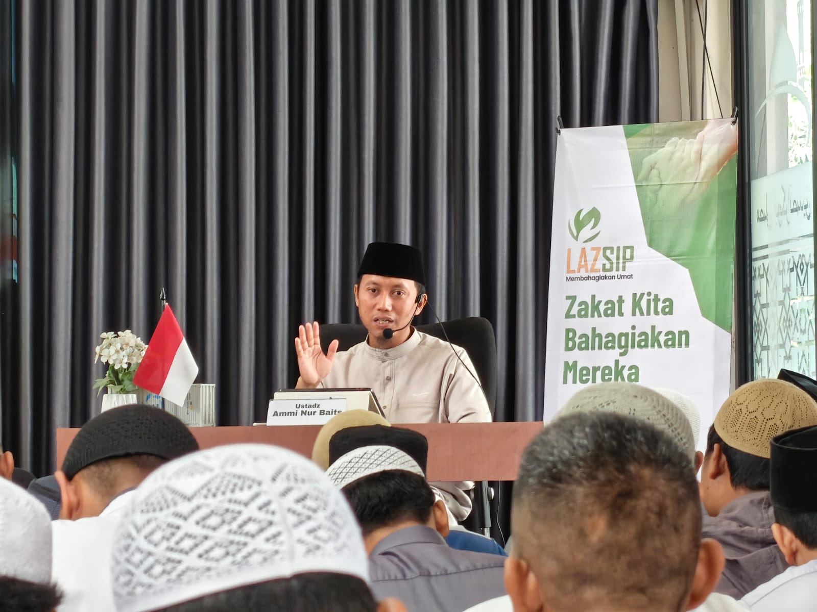 The book Contemporary Zakat Fiqh