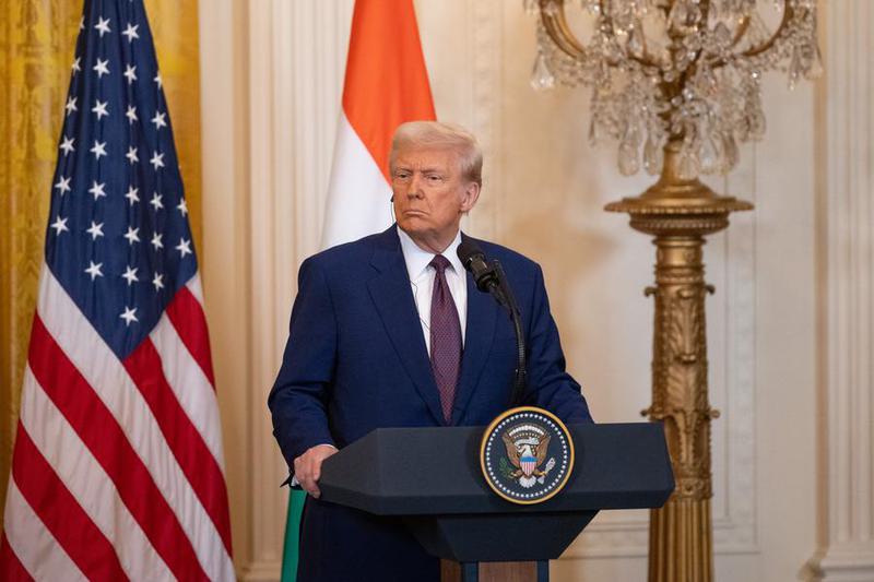 Trump memberikan pembebasan