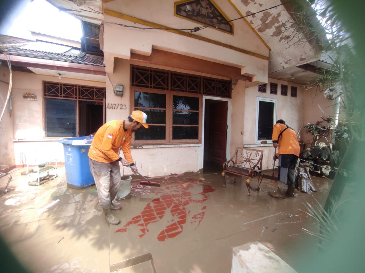 Tim SARSIP berhasil mengevakuasi