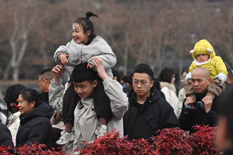 populasi China terus berkurang
