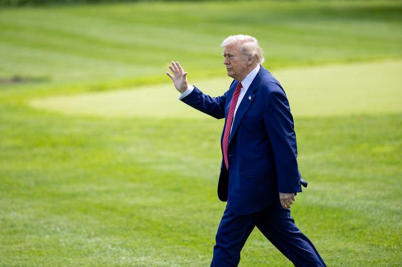 Donald Trump mengancam akan