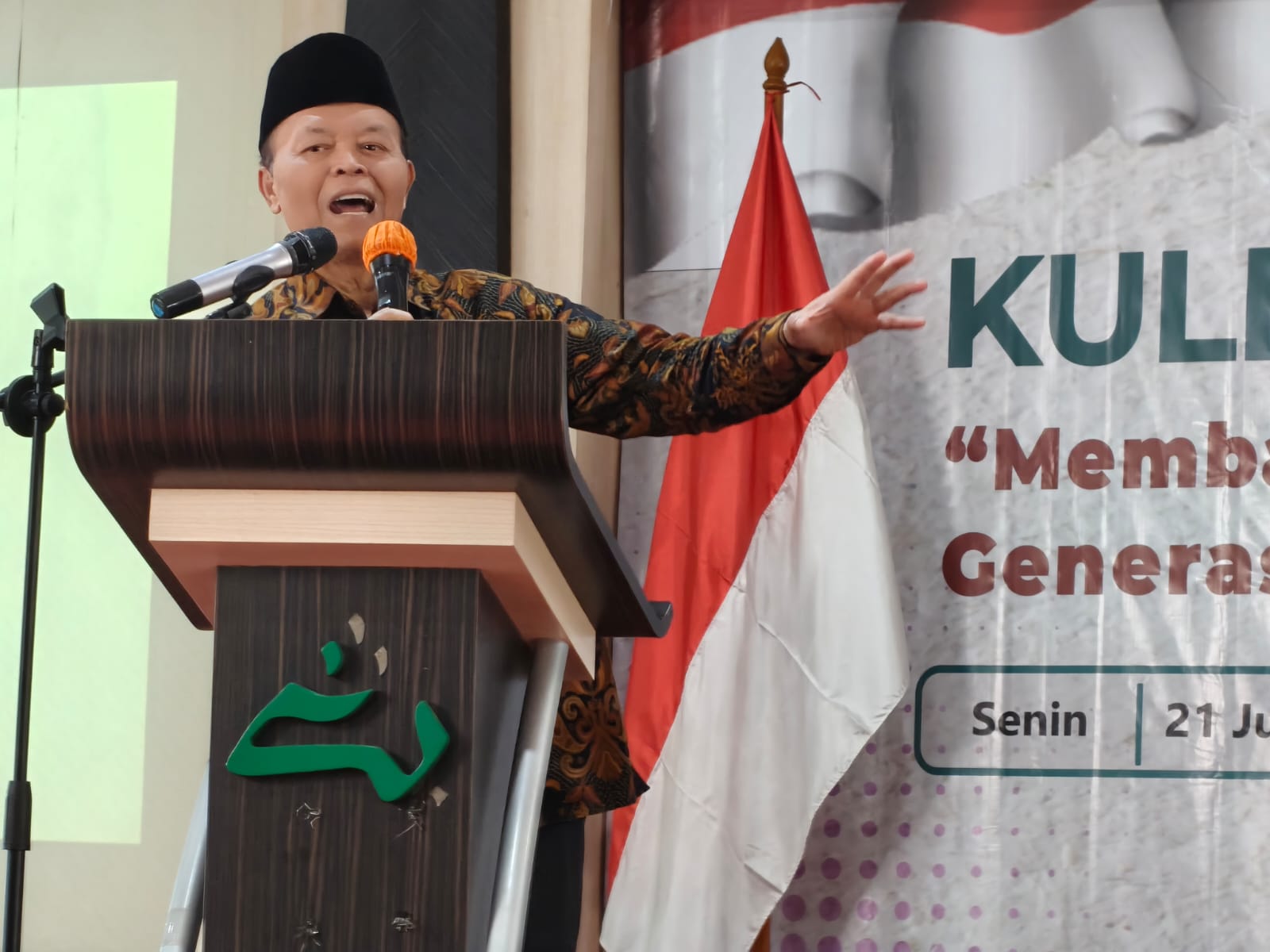 agama adalah soko guru