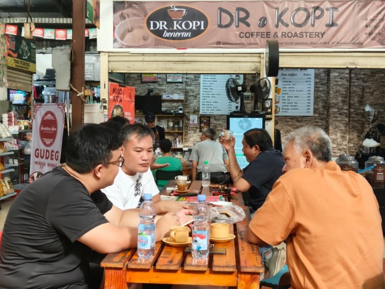 kedai-kedai kopi kini