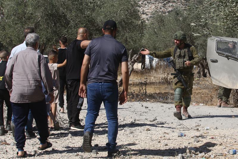 Israel memberi Hamas waktu