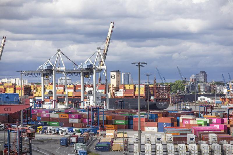 WTO menurunkan proyeksi pertumbuhan