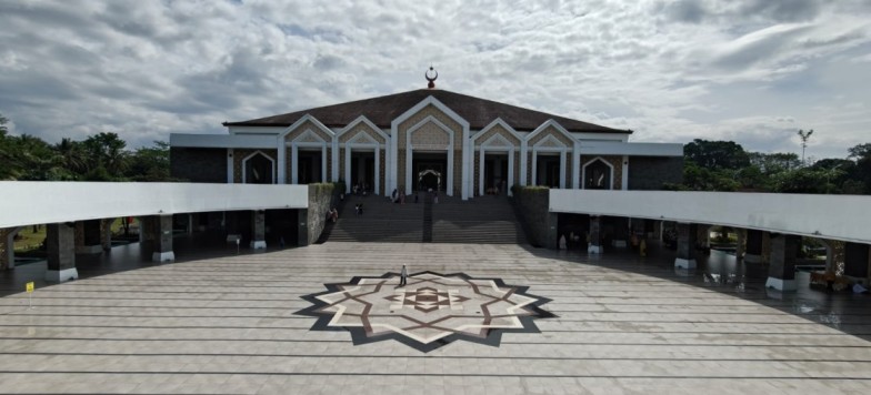 jumlah masjid di Indonesia